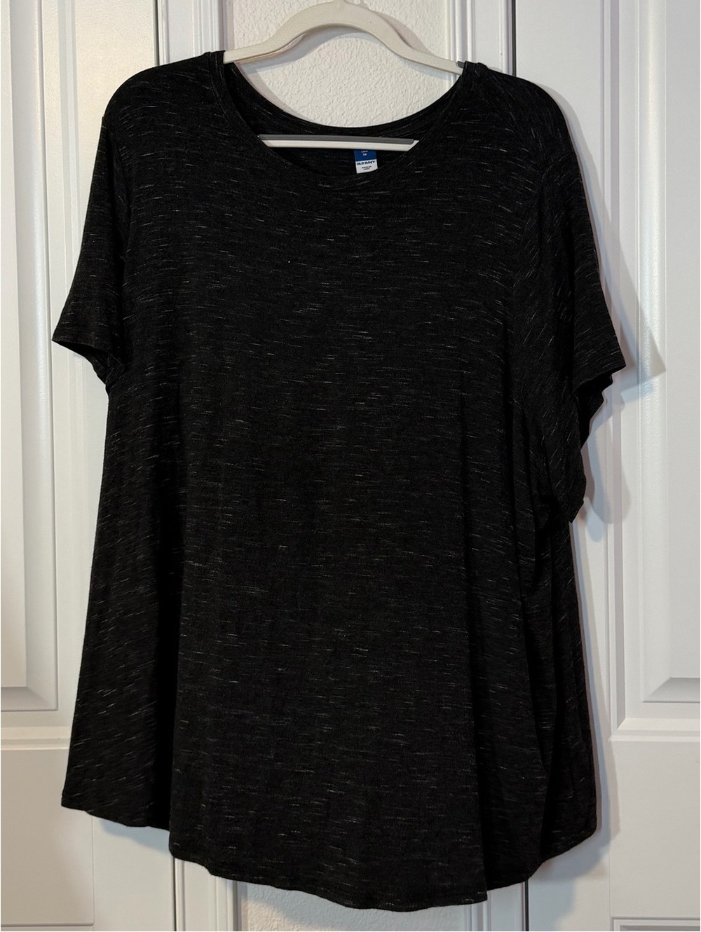 Old Navy Black Short-Sleeve Women's Tee